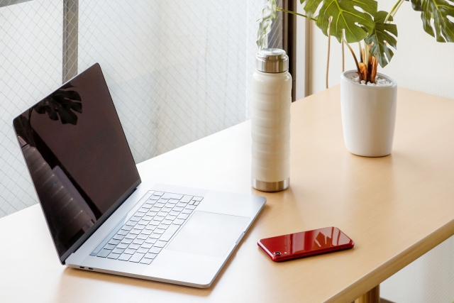 【男性向け】簡単に出来る在宅ワーク！30代・40代の始め方